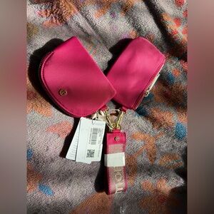 Lululemon Duel Pouch metallic watermark wristlet